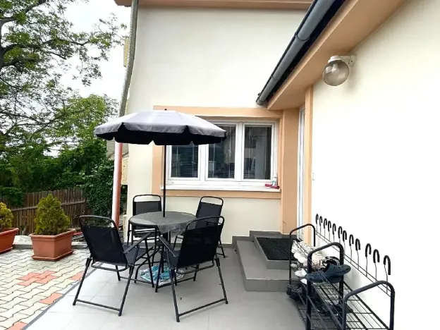 Pronájem rodinného domu, Klecany, Na vršku, 140 m2