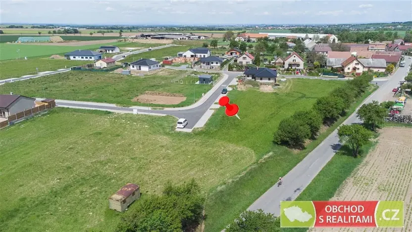 Prodej pozemku, Stolany, 1366 m2