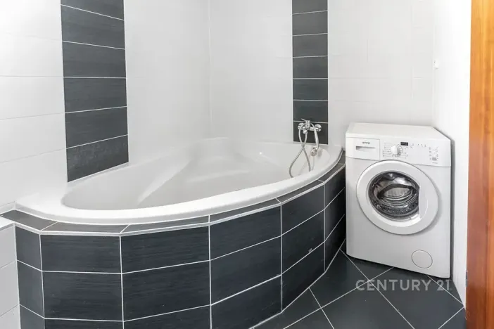 Prodej bytu 1+kk, Praha - Stodůlky, Na Výrovně, 39 m2