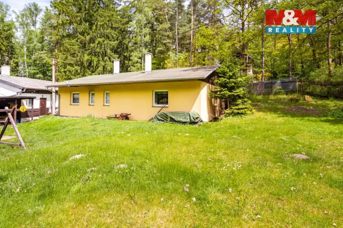 Pronájem komerční nemovitosti, Nová Role - Mezirolí, 795 m2