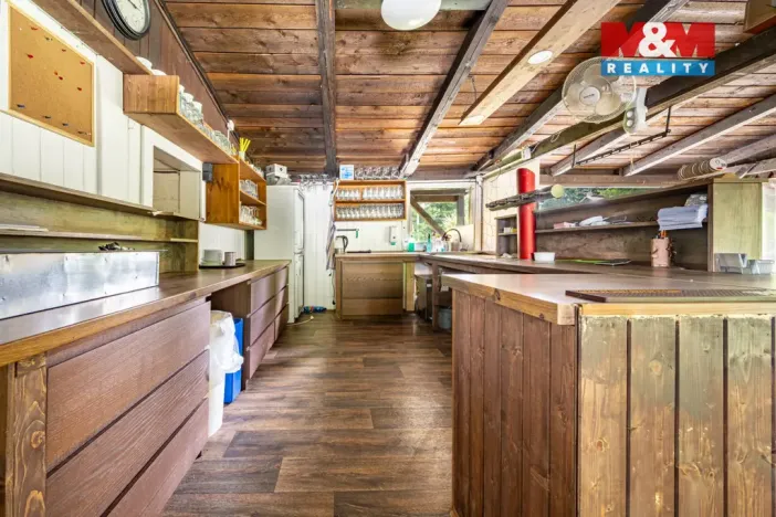 Pronájem komerční nemovitosti, Nová Role - Mezirolí, 795 m2