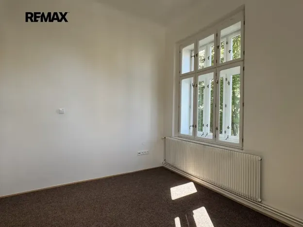 Pronájem kanceláře, Kladno, Kleinerova, 14 m2
