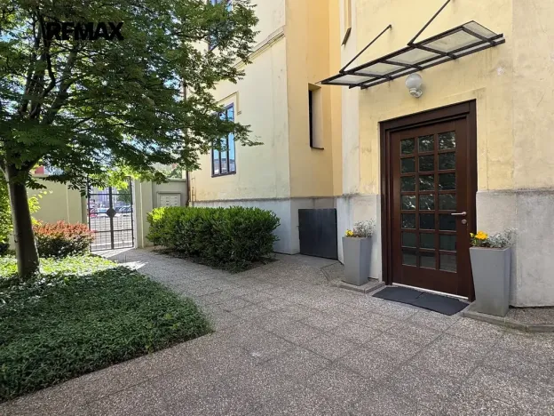 Pronájem kanceláře, Kladno, Kleinerova, 21 m2