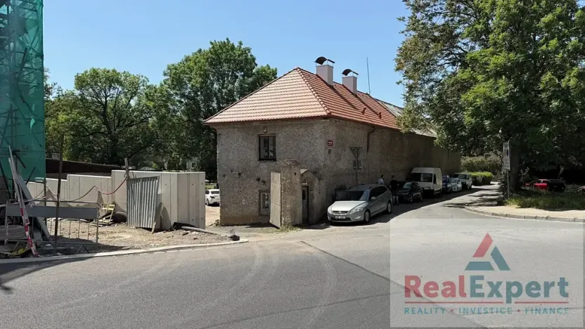 Prodej pozemku pro bydlení, Praha - Záběhlice, K prádelně, 2166 m2