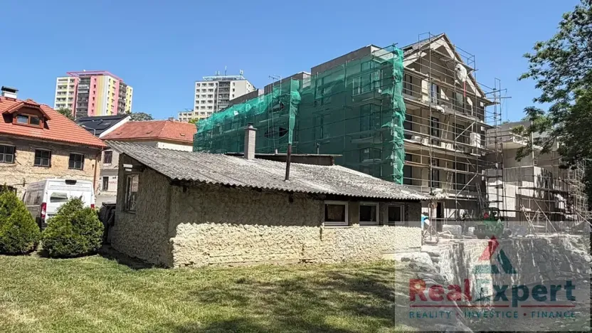 Prodej pozemku pro bydlení, Praha - Záběhlice, K prádelně, 2166 m2