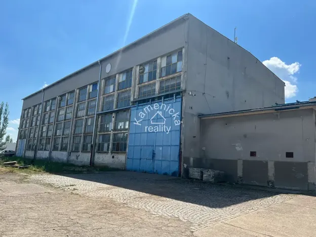 Prodej výrobních prostor, Dívčice, 1430 m2