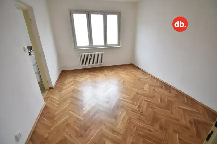 Prodej bytu 3+1, Karlovy Vary, Sokolovská, 71 m2