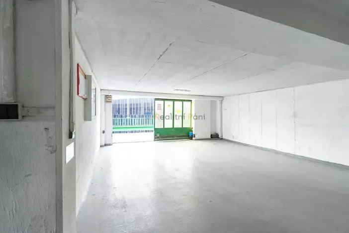 Prodej garáže, Praha - Stodůlky, Nušlova, 18 m2