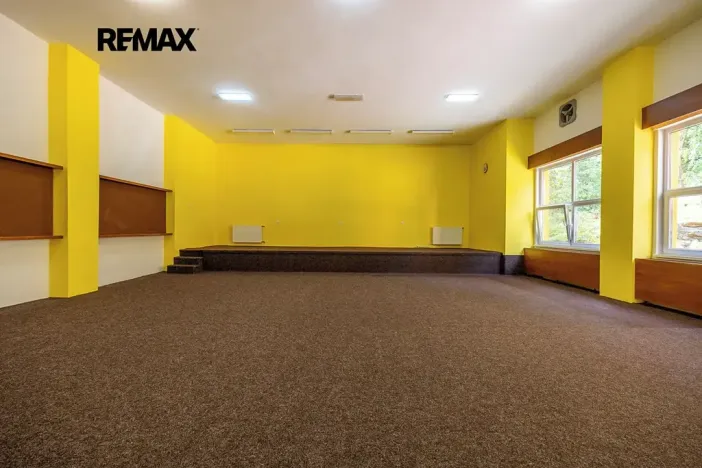 Prodej rodinného domu, Doksy, Pod Borným, 1700 m2