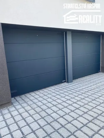 Pronájem garáže, Holice, Hradecká, 13 m2