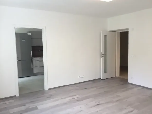 Pronájem bytu 1+1, Praha - Bubeneč, Verdunská, 45 m2