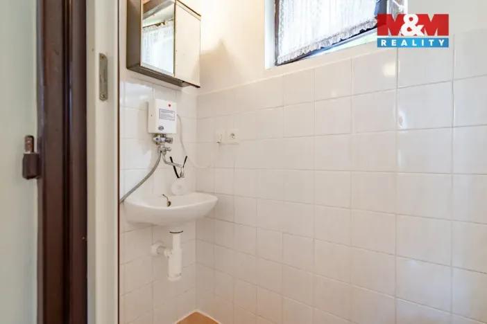 Prodej chaty, Nasavrky, 35 m2