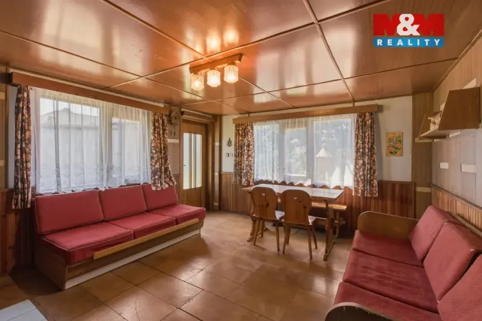 Prodej rodinného domu, Chlumčany - Vlčí, 176 m2