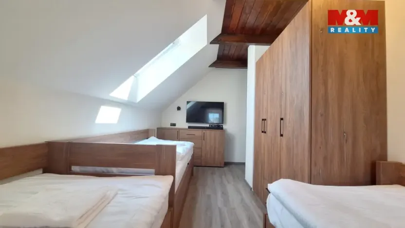 Pronájem rodinného domu, Náchod - Jizbice, 149 m2