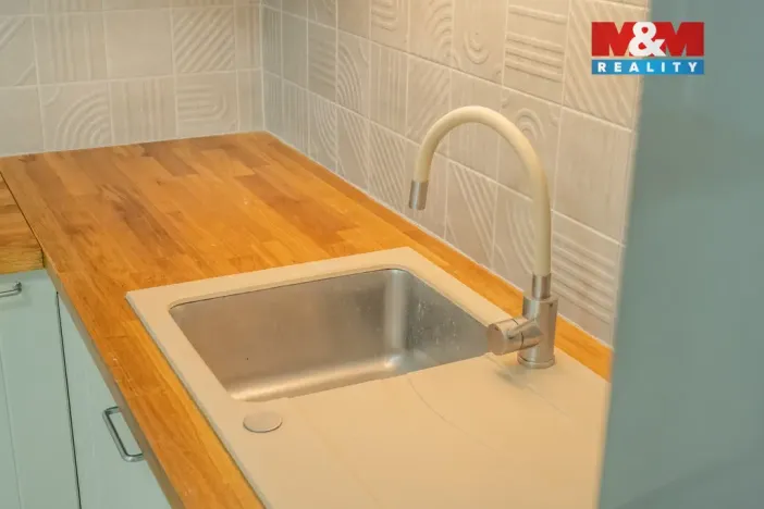 Prodej bytu 2+kk, Kladno, Průchodní, 48 m2