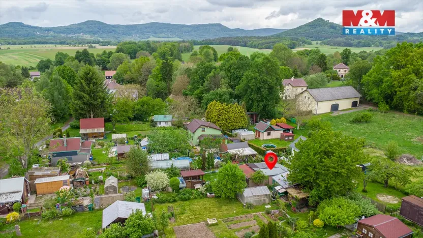Prodej zahrady, Česká Lípa - Častolovice, 253 m2