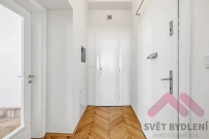 Pronájem bytu 2+1, Praha - Holešovice, U smaltovny, 74 m2