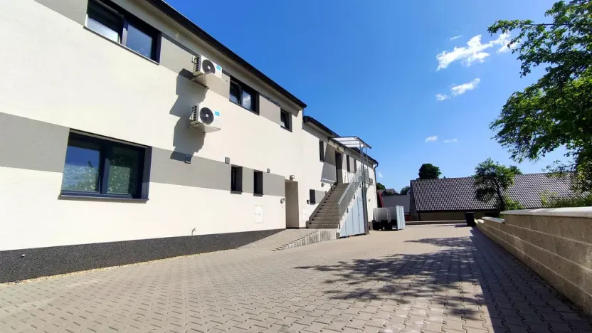 Pronájem bytu 3+1, Drozdov, 90 m2