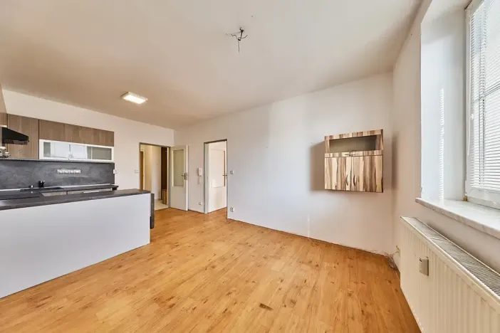 Prodej bytu 2+kk, Úpice, Národní, 46 m2