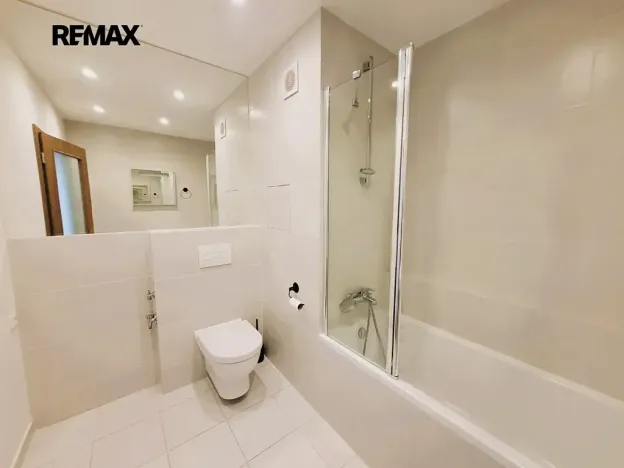 Pronájem bytu 2+1, Praha - Modřany, Plevenská, 52 m2