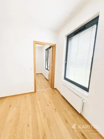 Pronájem bytu 2+kk, Praha - Karlín, Sokolova, 40 m2