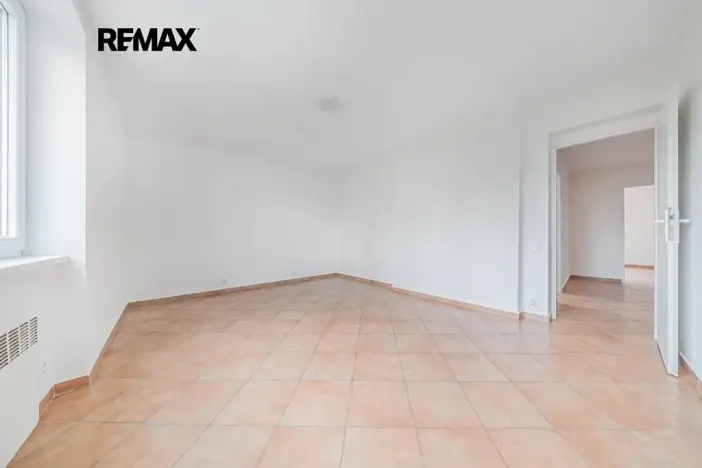 Prodej bytu 3+1, Zlonice, Pippichova, 87 m2