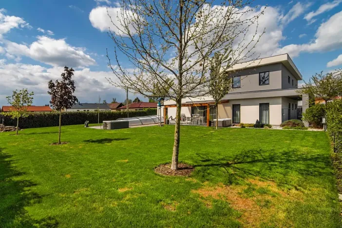 Prodej rodinného domu, Kostelní Lhota, 213 m2