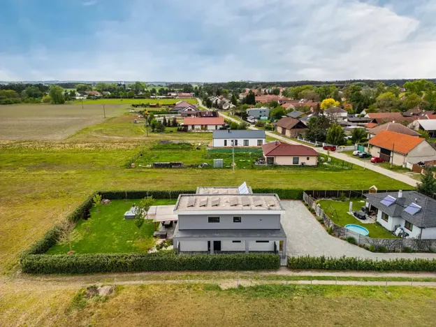 Prodej rodinného domu, Kostelní Lhota, 213 m2