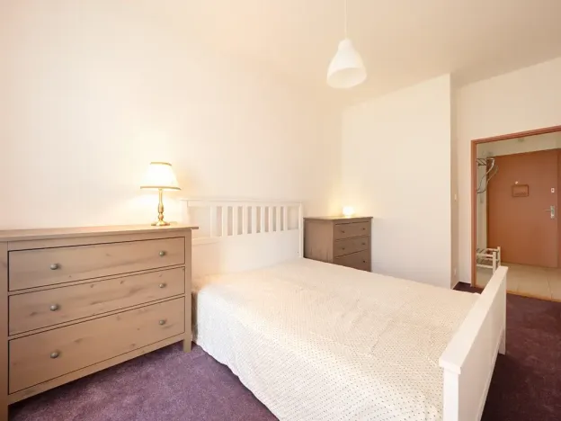 Pronájem bytu 2+kk, Praha - Nusle, Na Veselí, 50 m2