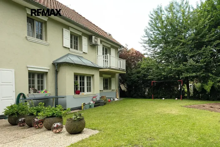 Pronájem rodinného domu, Praha - Nebušice, Na Malé Šárce, 302 m2