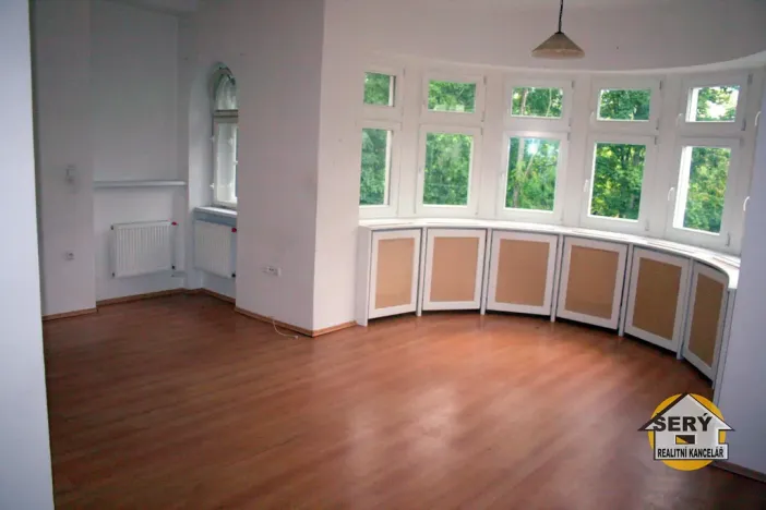 Pronájem bytu 1+kk, Jihlava, třída Legionářů, 36 m2