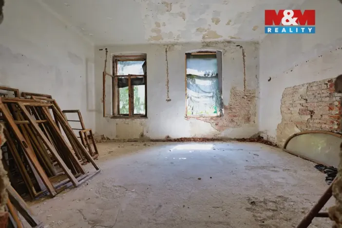 Prodej historického objektu, Žulová - Tomíkovice, 1400 m2
