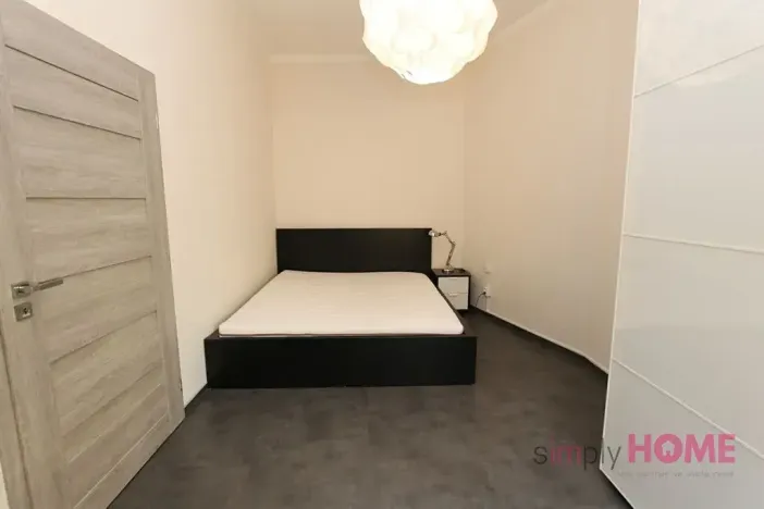 Pronájem bytu 2+kk, Praha - Holešovice, Milady Horákové, 45 m2