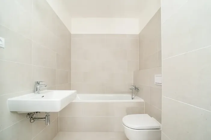 Pronájem bytu 4+kk, Praha - Vysočany, Svatošových, 99 m2