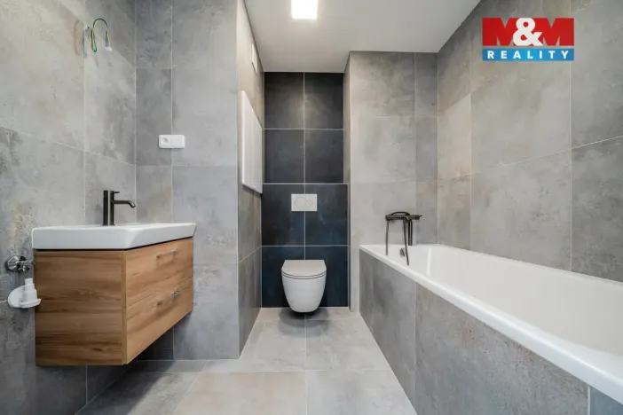 Prodej bytu 2+kk, Ostrava - Mariánské Hory, Marie Pujmanové, 40 m2