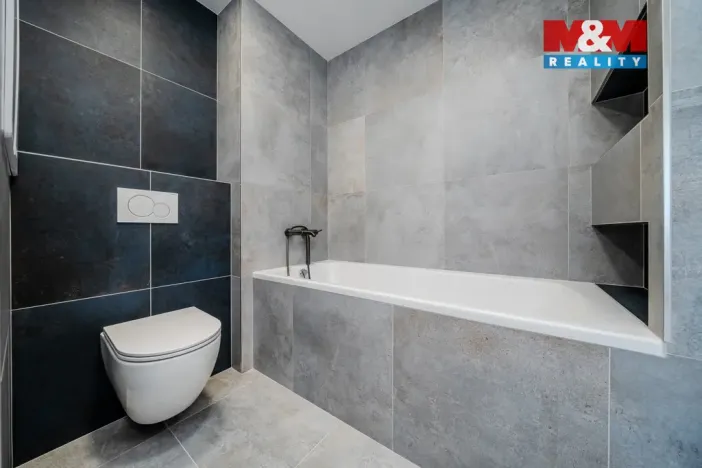 Prodej bytu 2+kk, Ostrava - Mariánské Hory, Marie Pujmanové, 40 m2