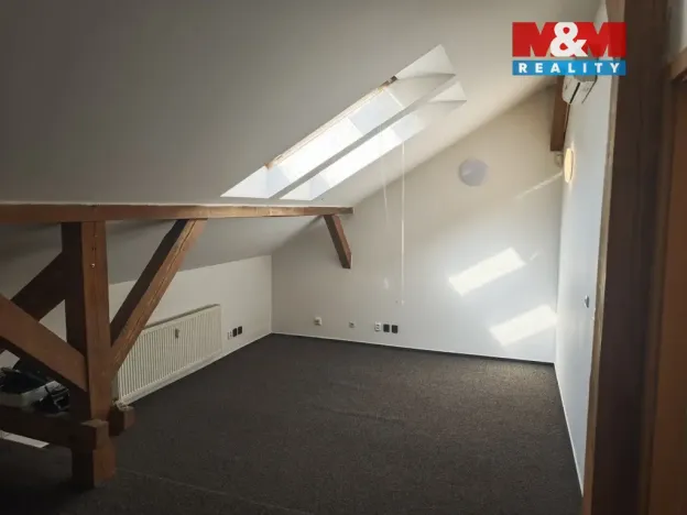 Pronájem kanceláře, Ostrava - Moravská Ostrava, Hrabákova, 127 m2