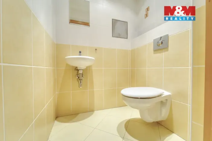 Prodej bytu 2+kk, Praha, Sazovická, 47 m2