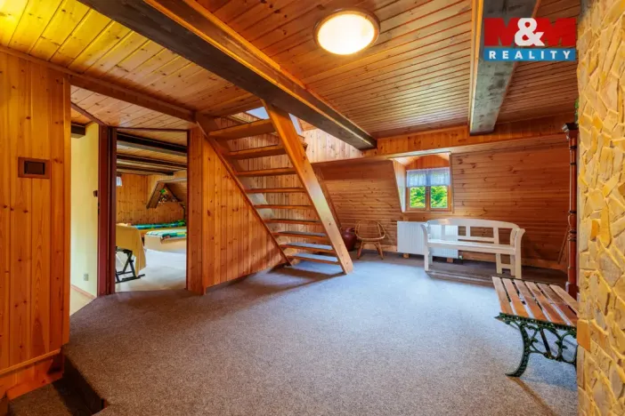 Prodej rodinného domu, Kraslice - Tisová, 250 m2