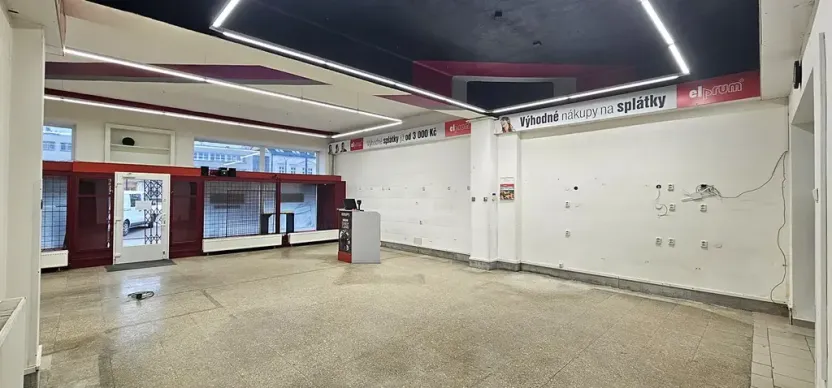 Pronájem obchodního prostoru, Letovice, Masarykovo náměstí, 20 m2