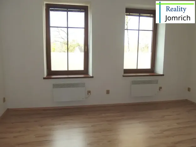 Pronájem bytu 2+1, Liberec, Na Srázu, 52 m2