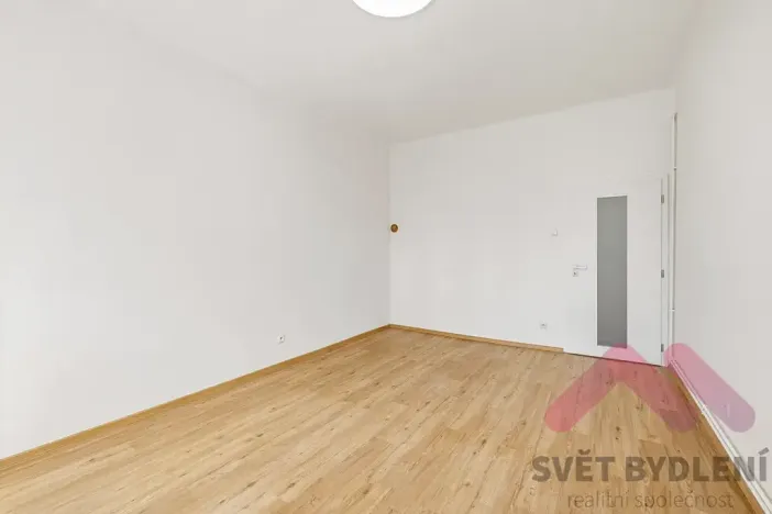 Pronájem bytu 2+kk, Praha - Nusle, Na Pankráci, 60 m2