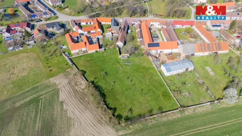 Prodej zemědělské usedlosti, Dříteň - Velice, 195 m2