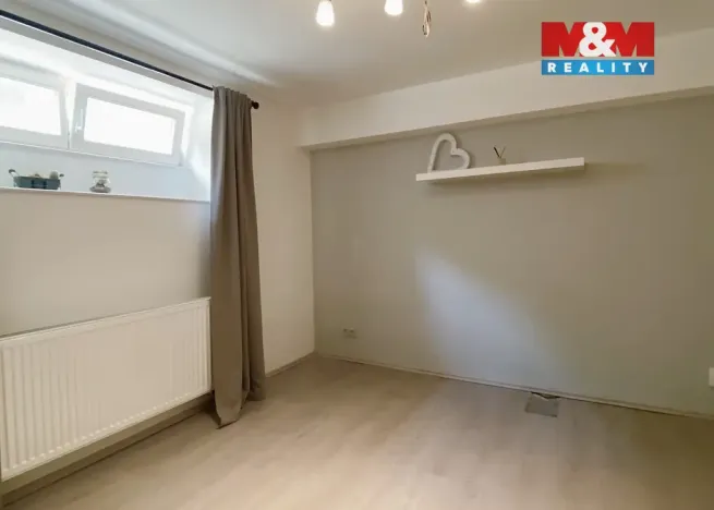 Pronájem bytu 3+kk, Praha - Střešovice, U střešovických hřišť, 95 m2