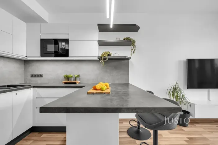 Prodej bytu 3+kk, Praha - Uhříněves, Oty Bubeníčka, 51 m2