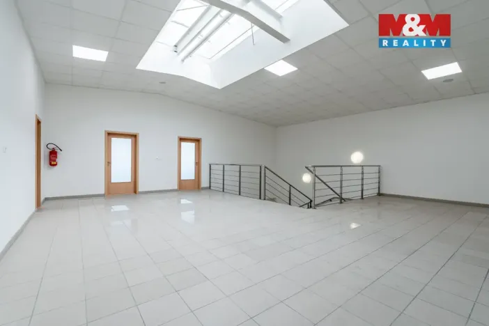 Prodej obchodního prostoru, Žďár nad Sázavou - Žďár nad Sázavou 1, Brněnská, 1224 m2