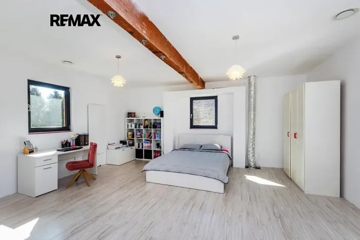 Prodej činžovního domu, Černuc, 330 m2