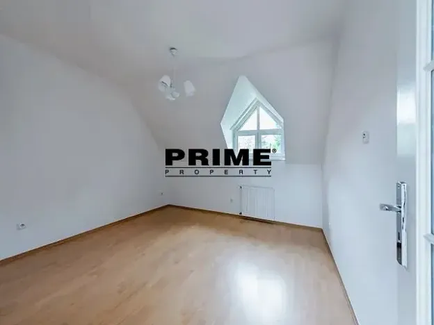 Pronájem rodinného domu, Praha - Nebušice, K vinicím, 251 m2