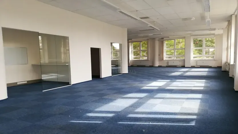 Pronájem kanceláře, Praha - Veleslavín, Na okraji, 215 m2