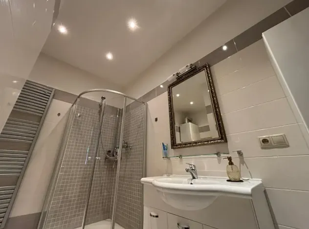 Prodej bytu 2+kk, Karlovy Vary, Vřídelní, 58 m2